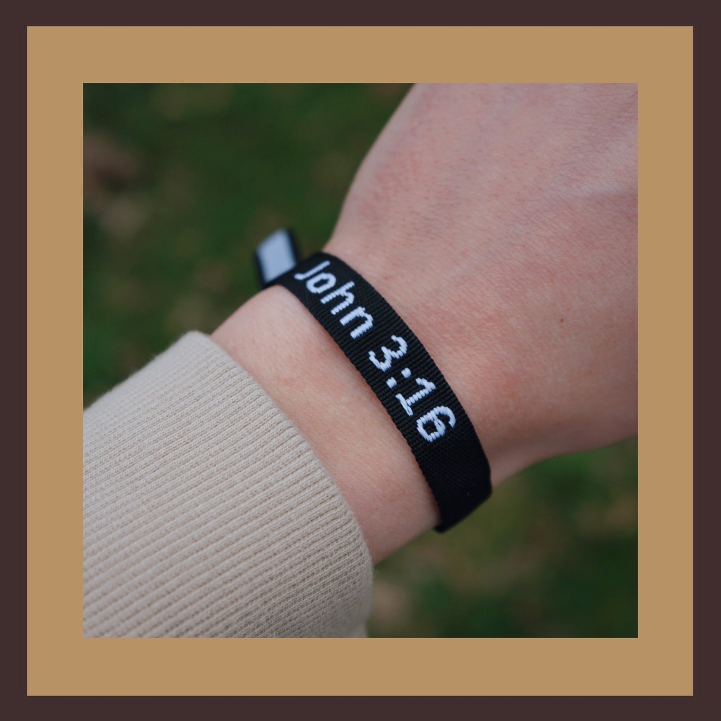 John 3:16 (Black) Bible Verse Bracelet